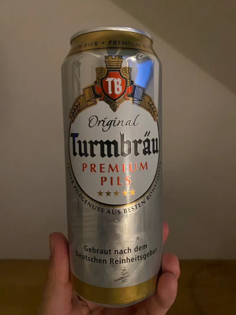 Turnbrau